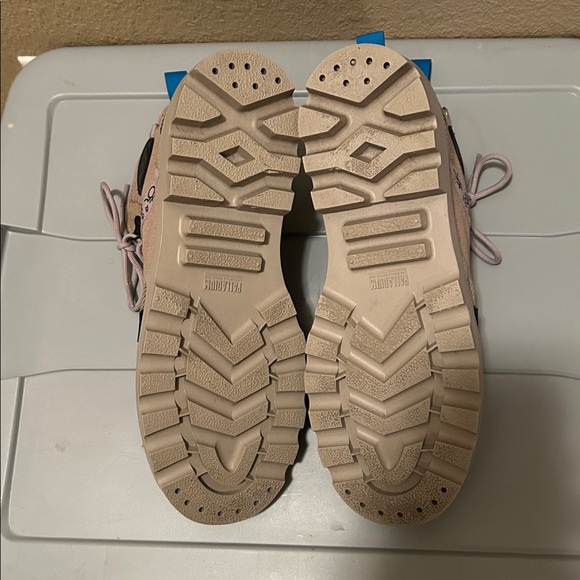 Palladium Destiny Pampa Witch Queen size 12 EUC in box Dune color - Picture 7 of 7